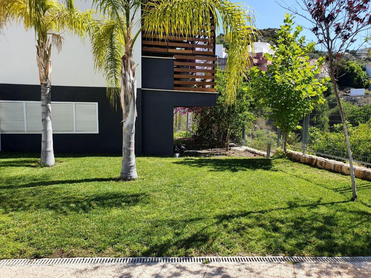 Velez Nazari Lugar 20 *